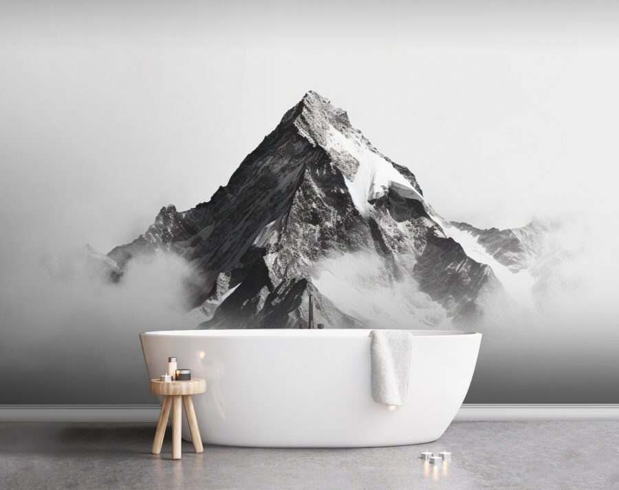 Montanha com neve no topo Montanha com neve no topo