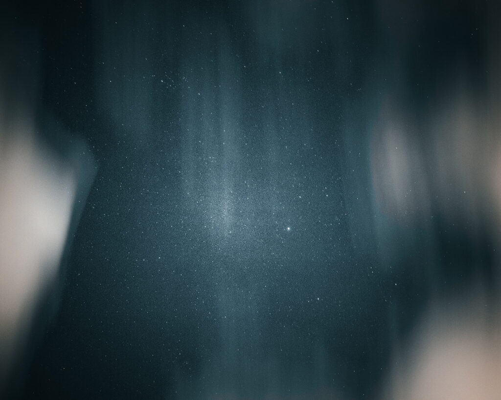 Um céu escuro com estrelas Um céu escuro com estrelas
