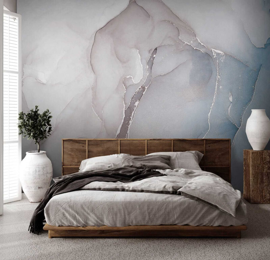 Formas abstractas fluidas em tons suaves.