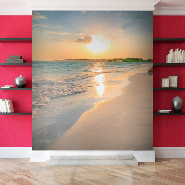 Praia com ondas e um pôr do sol u53408pih2 600x600 - Praia com ondas e um pôr do sol