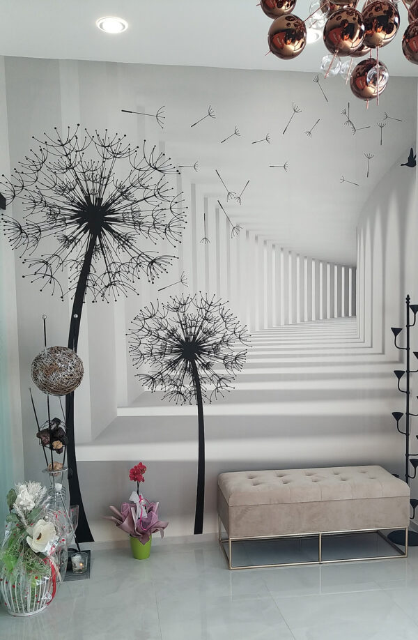 Quarto branco com árvores e pássaros a voar Quarto branco com árvores e pássaros a voar