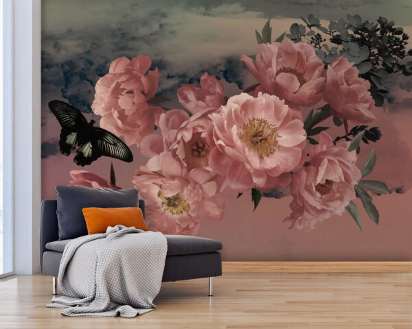 Borboleta a voar sobre um ramo de flores cor-de-rosa Borboleta a voar sobre um ramo de flores cor-de-rosa