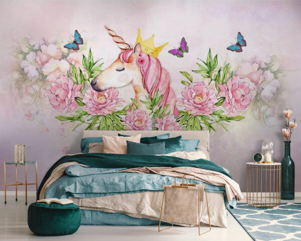 Unicórnio com uma coroa e flores Unicórnio com uma coroa e flores