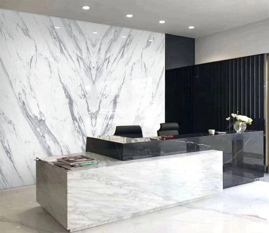 Papel de parede Superfície de mármore branco com linhas pretas
