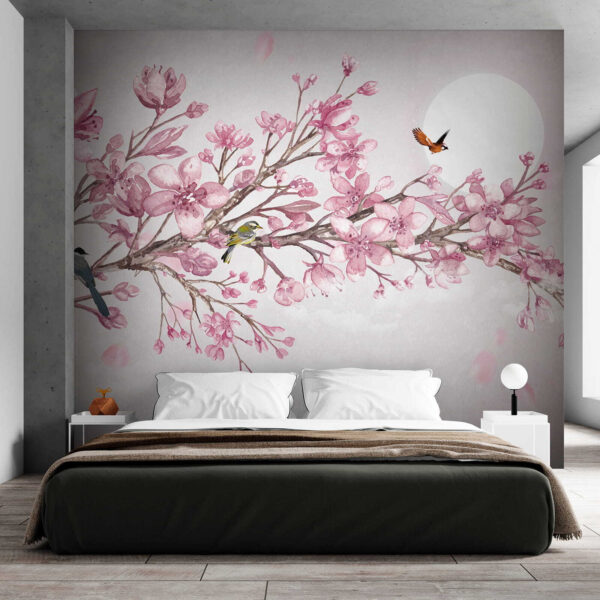 Pintura de um ramo com flores cor-de-rosa e pássaros Pintura de um ramo com flores cor-de-rosa e pássaros