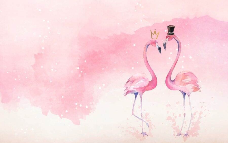 Dois flamingos com coroa e coroa na cabeça Dois flamingos com coroa e coroa na cabeça