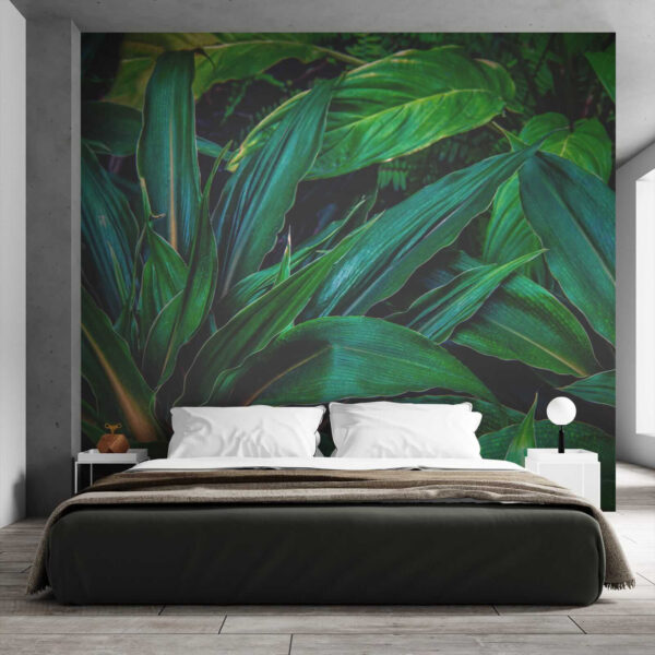 Folhas tropicais exuberantes num verde vibrante. Folhas tropicais exuberantes num verde vibrante.