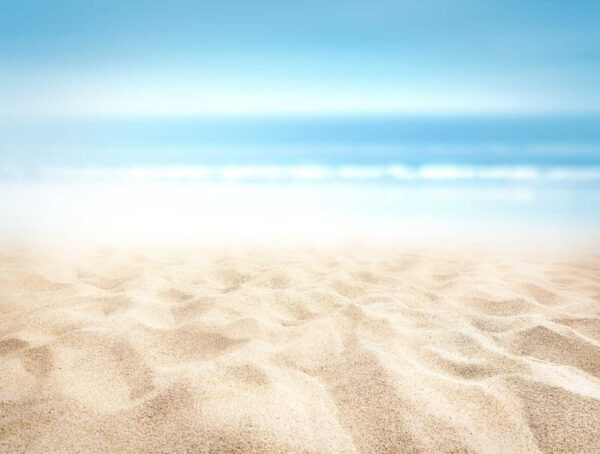 Praia de areia com céu azul Praia de areia com céu azul
