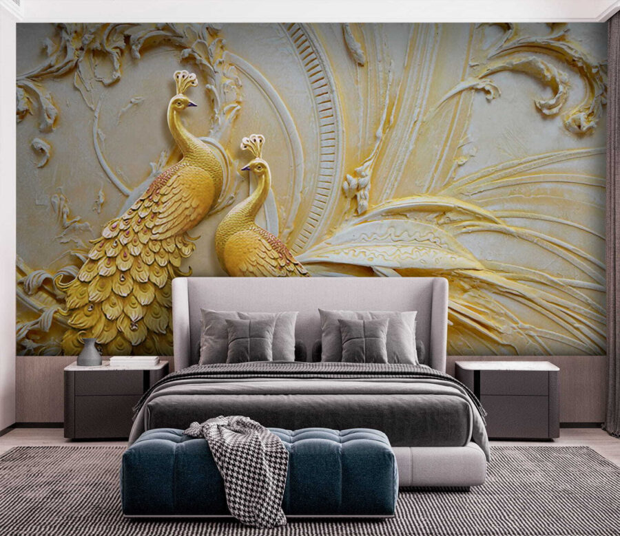 Pavões elegantes em relevo ornamentado