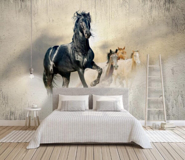 Cavalo preto a correr ao vento Cavalo preto a correr ao vento