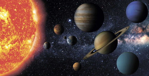 Planetas no espaço com estrelas e uma estrela brilhante Planetas no espaço com estrelas e uma estrela brilhante