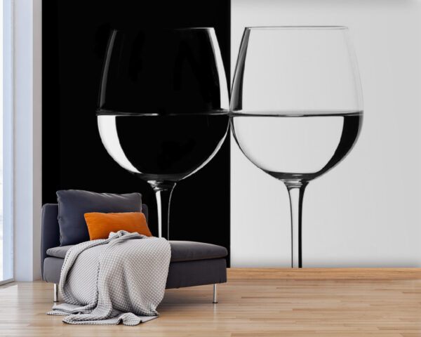 Dois copos de vinho com água Dois copos de vinho com água