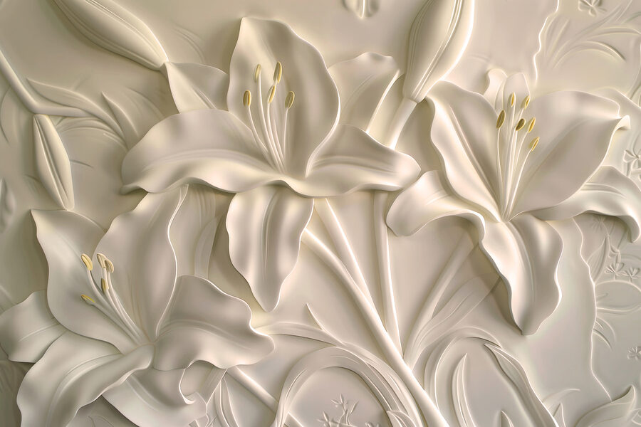 Escultura de uma flor branca numa parede