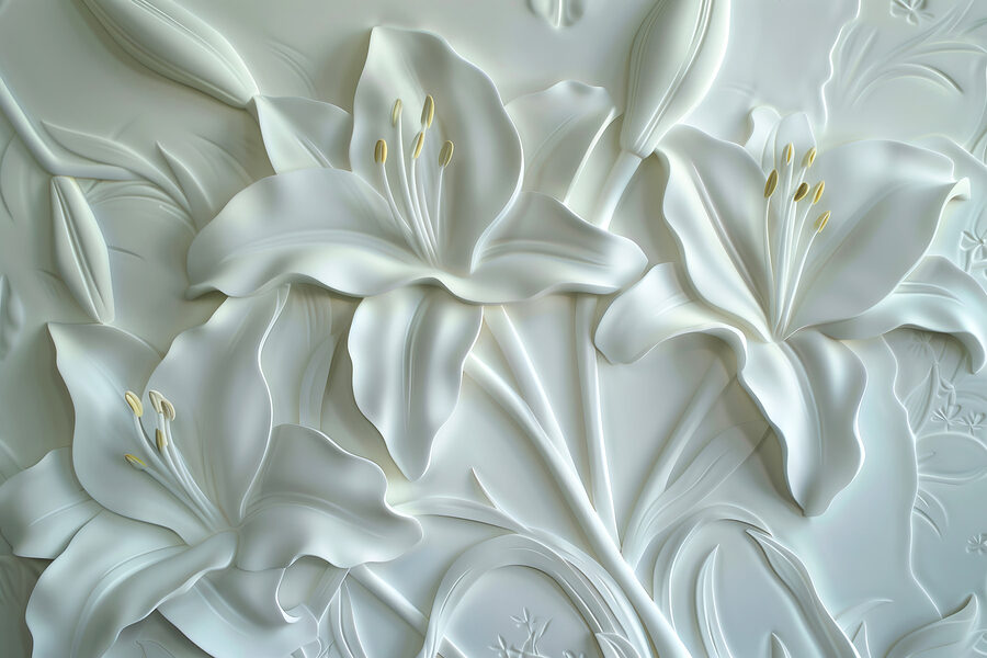 Escultura de uma flor branca numa parede