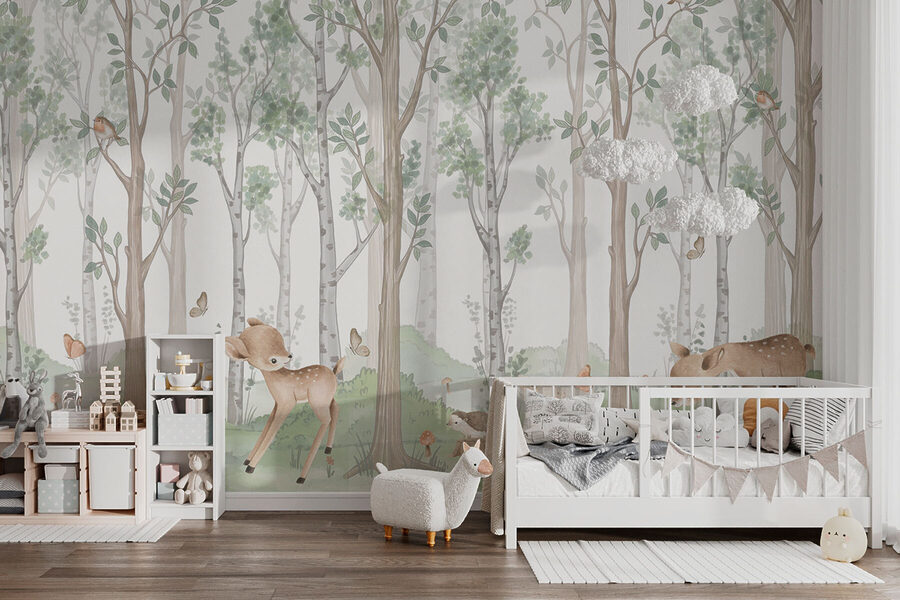 Papel de parede com uma floresta de árvores e animais