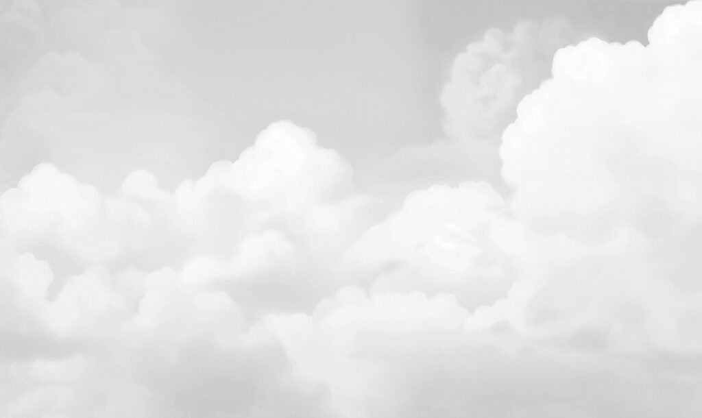 Céu nublado com muitas nuvens Céu nublado com muitas nuvens