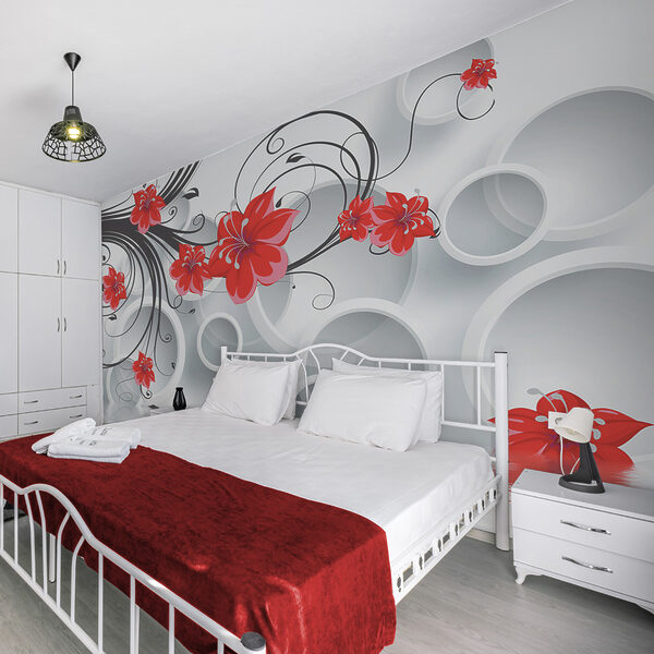 Papel de parede com flores vermelhas e círculos brancos Papel de parede com flores vermelhas e círculos brancos