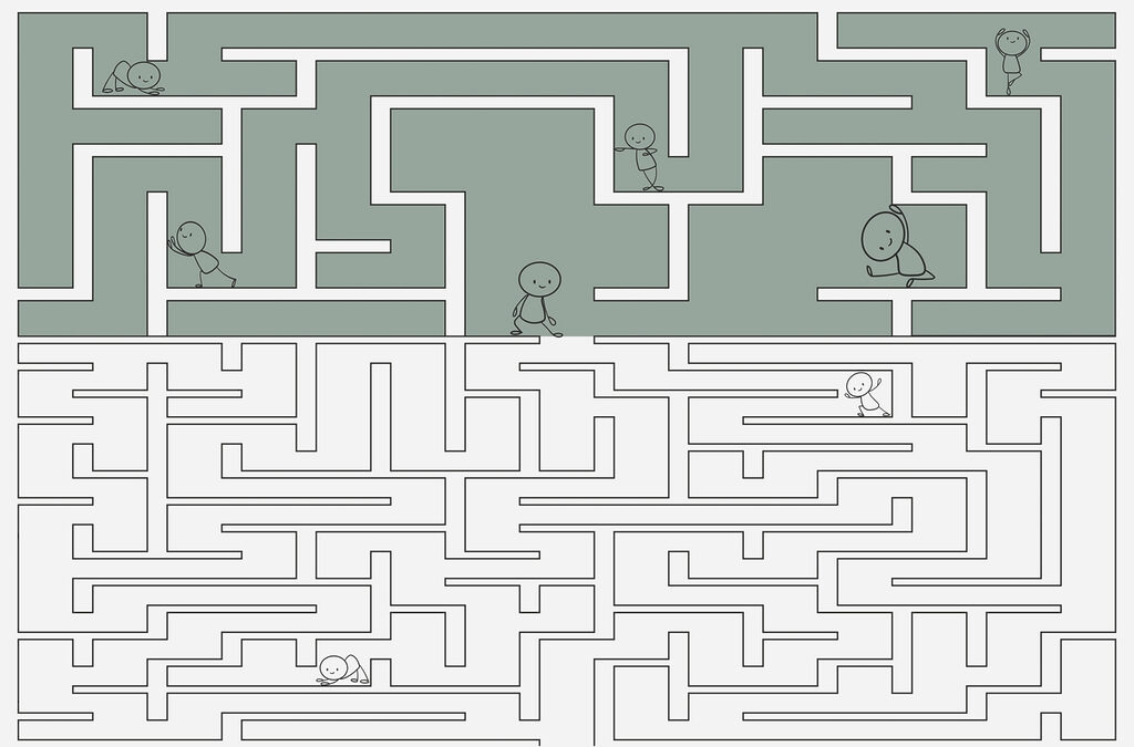 Jogo de labirinto com pessoas de desenhos animados a andar pelo labirinto Jogo de labirinto com pessoas de desenhos animados a andar pelo labirinto