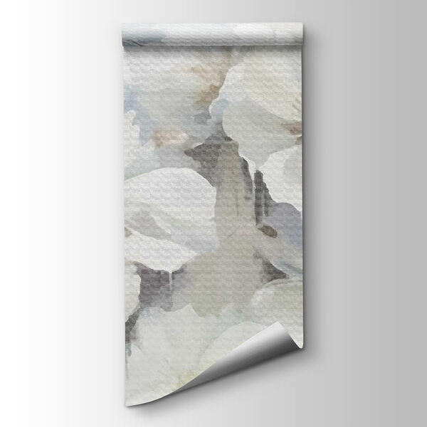 Delicate white blooms in soft hues Delicate white blooms in soft hues