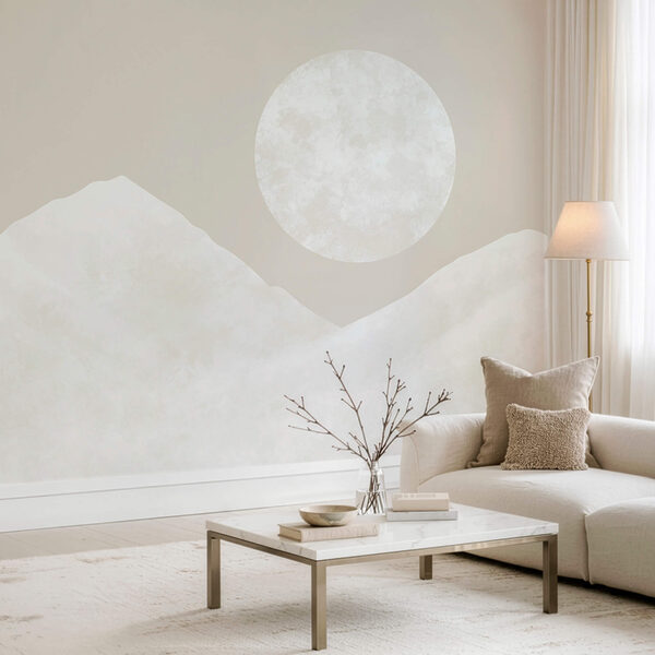 Lua sobre uma montanha